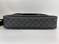 Damier Graphite Daniel Messenger Bag - Glampot