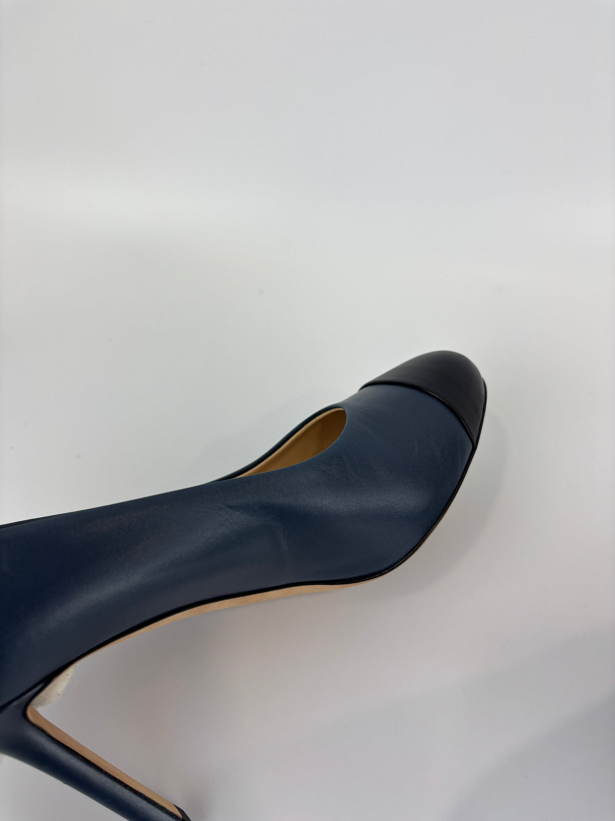 Navy Blue Leather Cap Toe Pumps Size 37.5 - Glampot