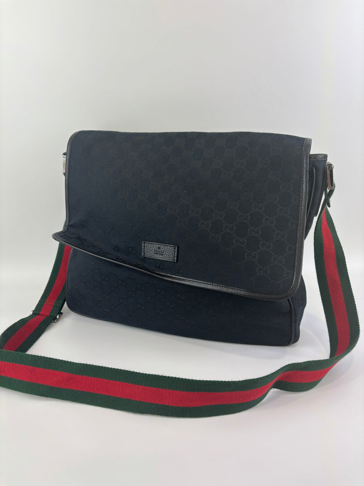 Gucci Black Web Strap Flap Messenger GG Canvas Medium - Glampot