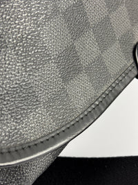Damier Graphite Daniel Messenger Bag - Glampot