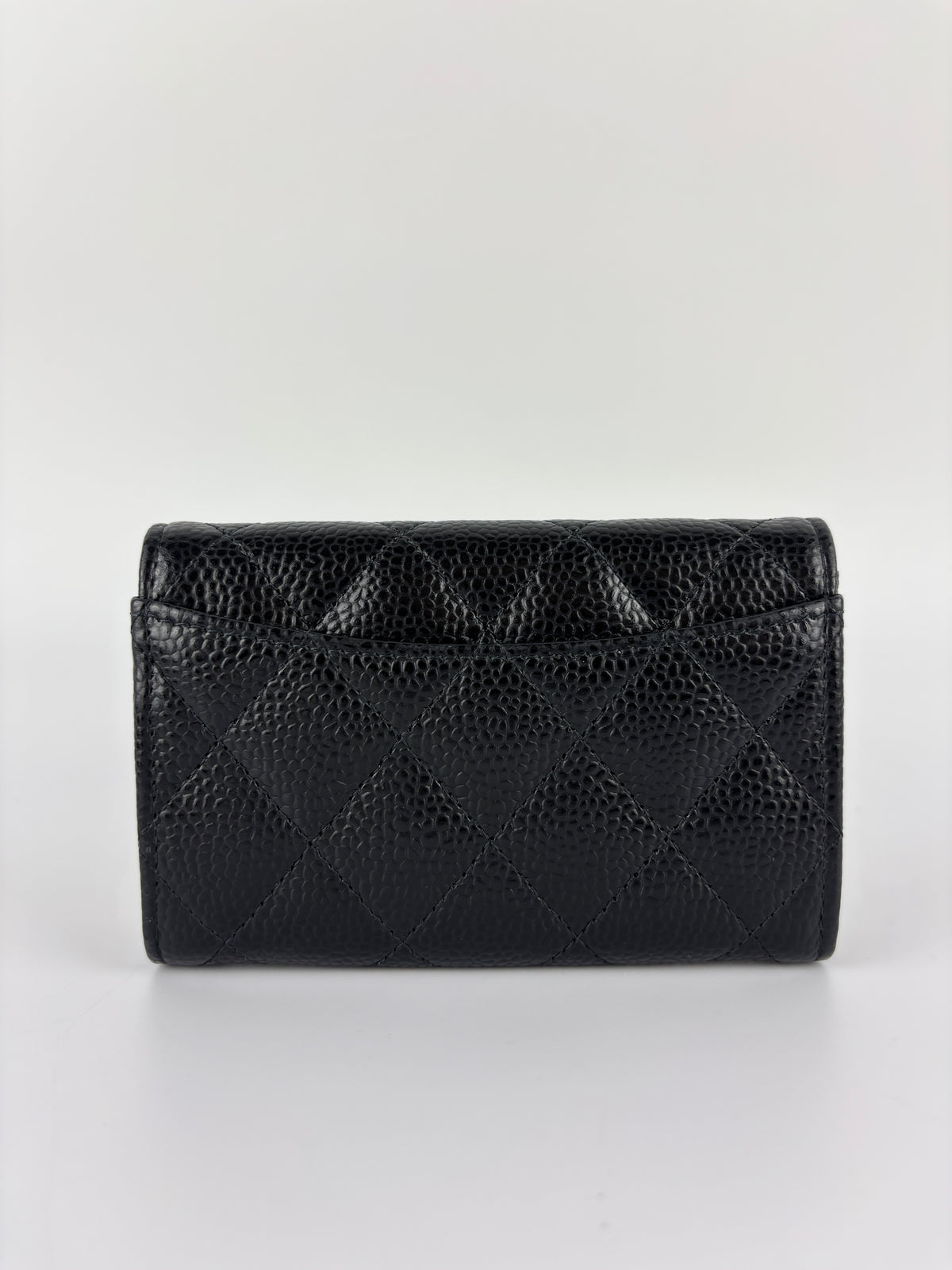 AP0212 Classic Flap Card Holder in Black Caviar GHW - Glampot