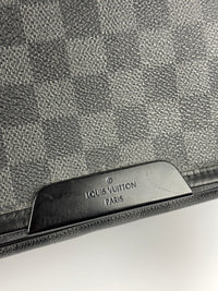 Damier Graphite Daniel Messenger Bag - Glampot