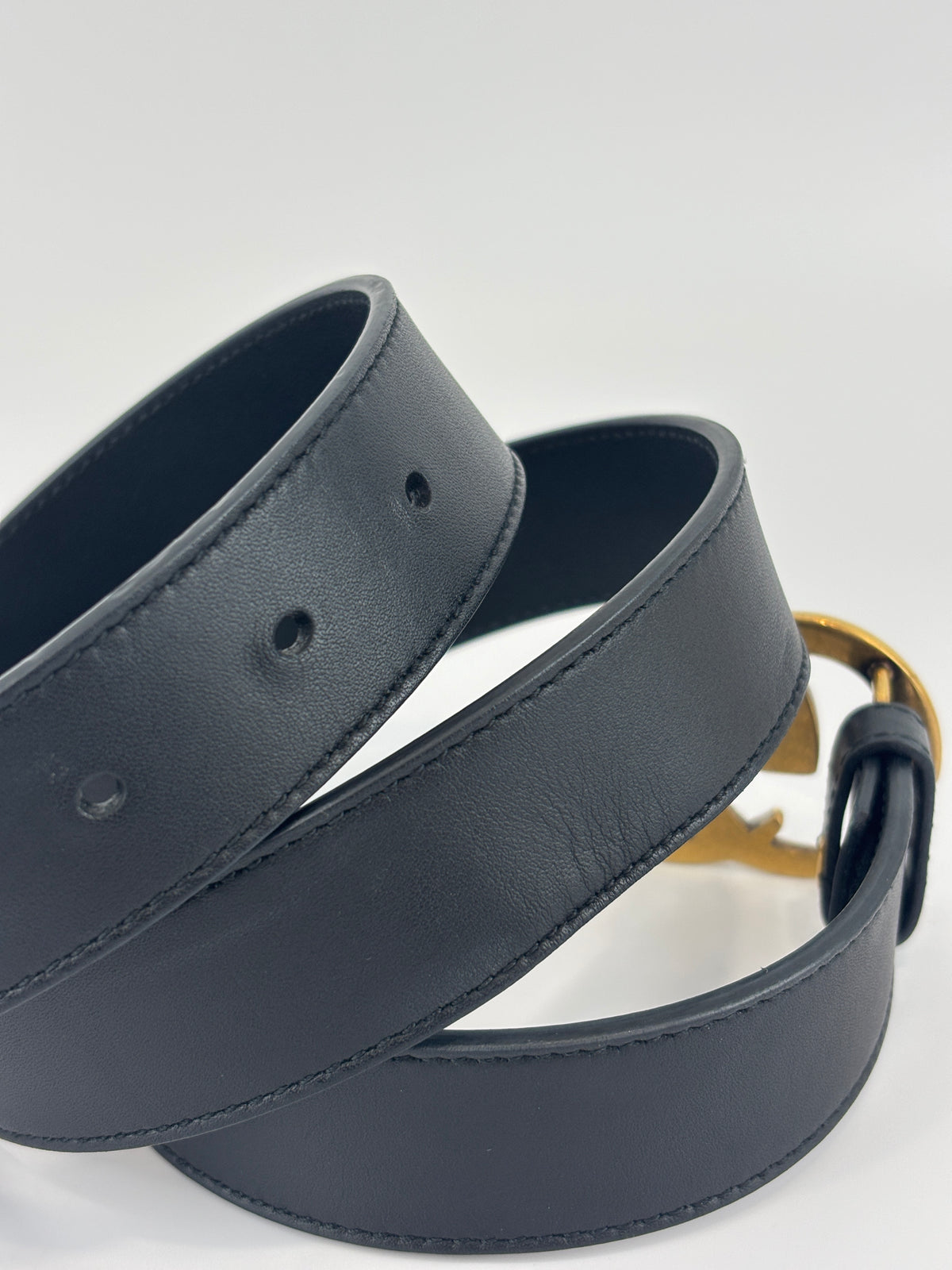 Gucci GG Marmont Slim Leather Belt in Black Size 85 - Glampot