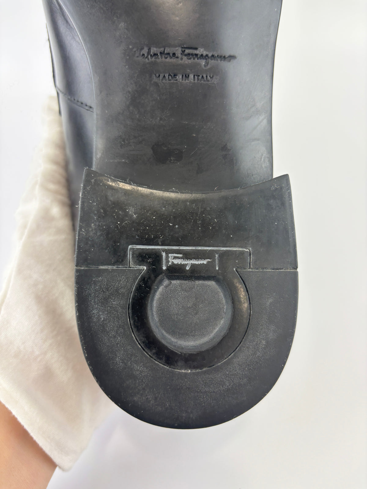 Salvatore Ferragamo Black Leather Loafers - Glampot
