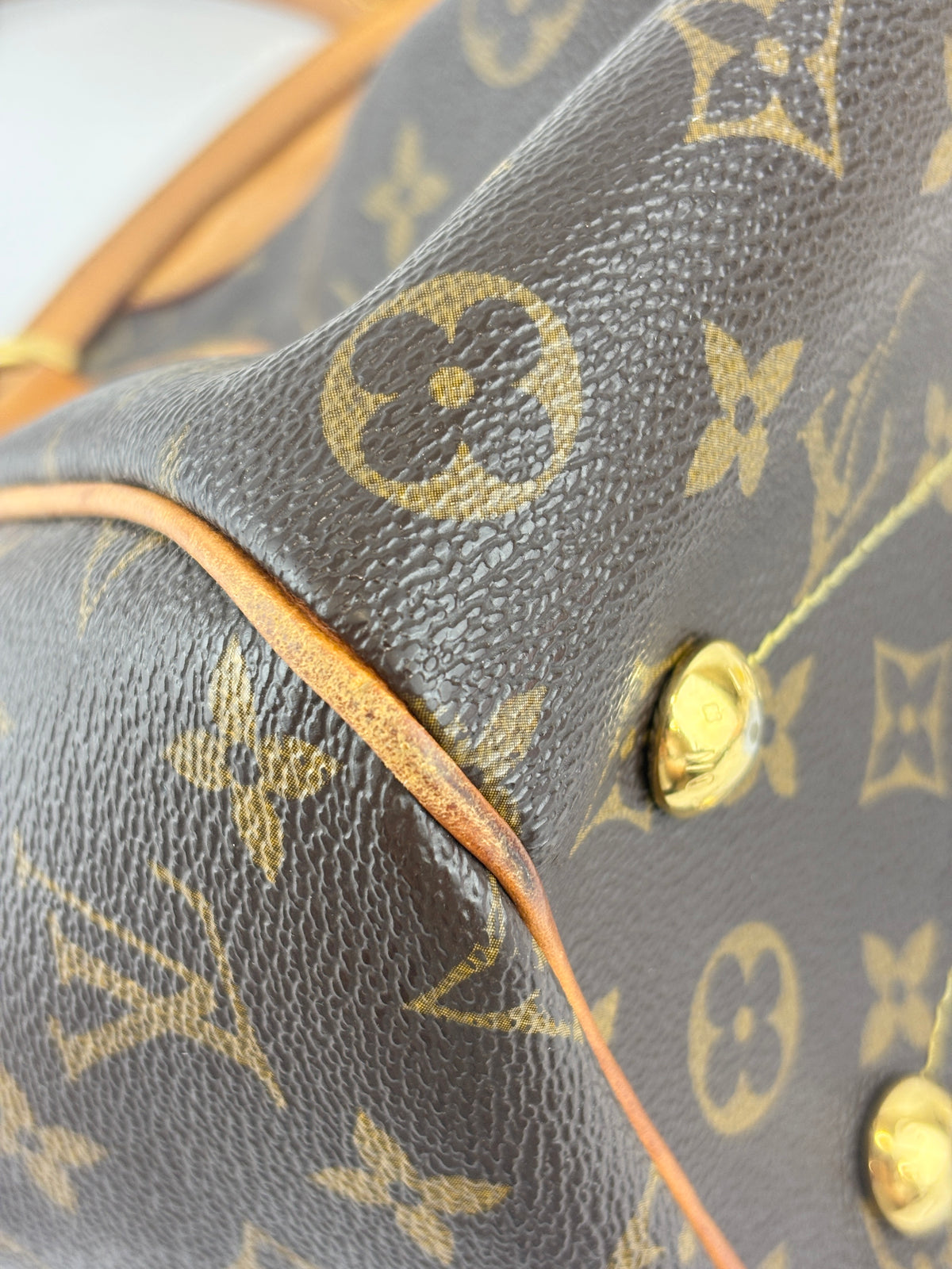 Louis Vuitton Tivoli PM Monogram Canvas - Glampot