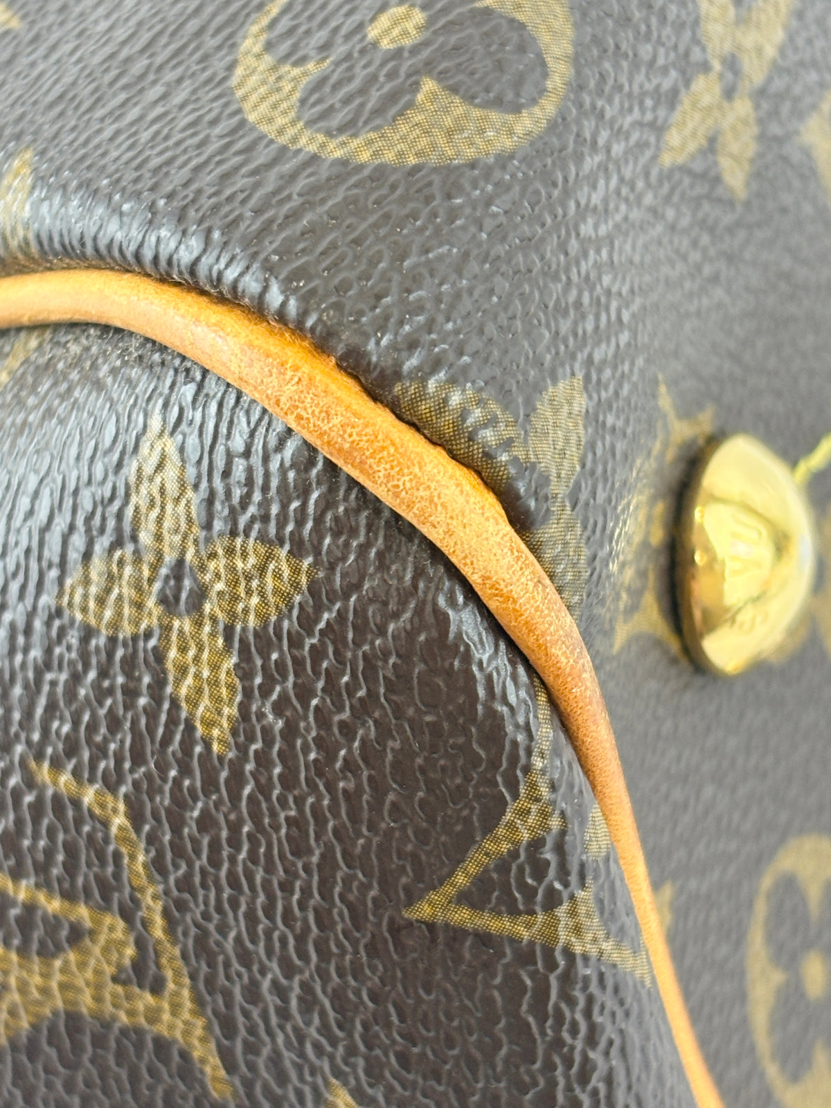 Louis Vuitton Tivoli PM Monogram Canvas - Glampot