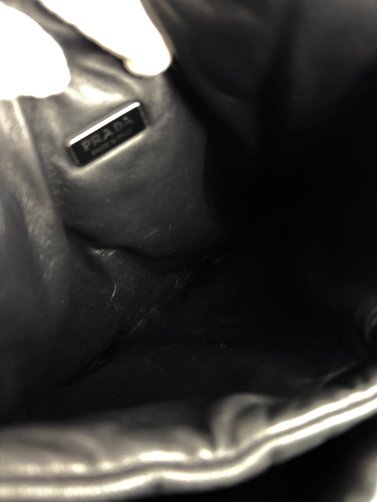 1BG413 Medium Padded Soft Nappa Leather Bag Black - Glampot
