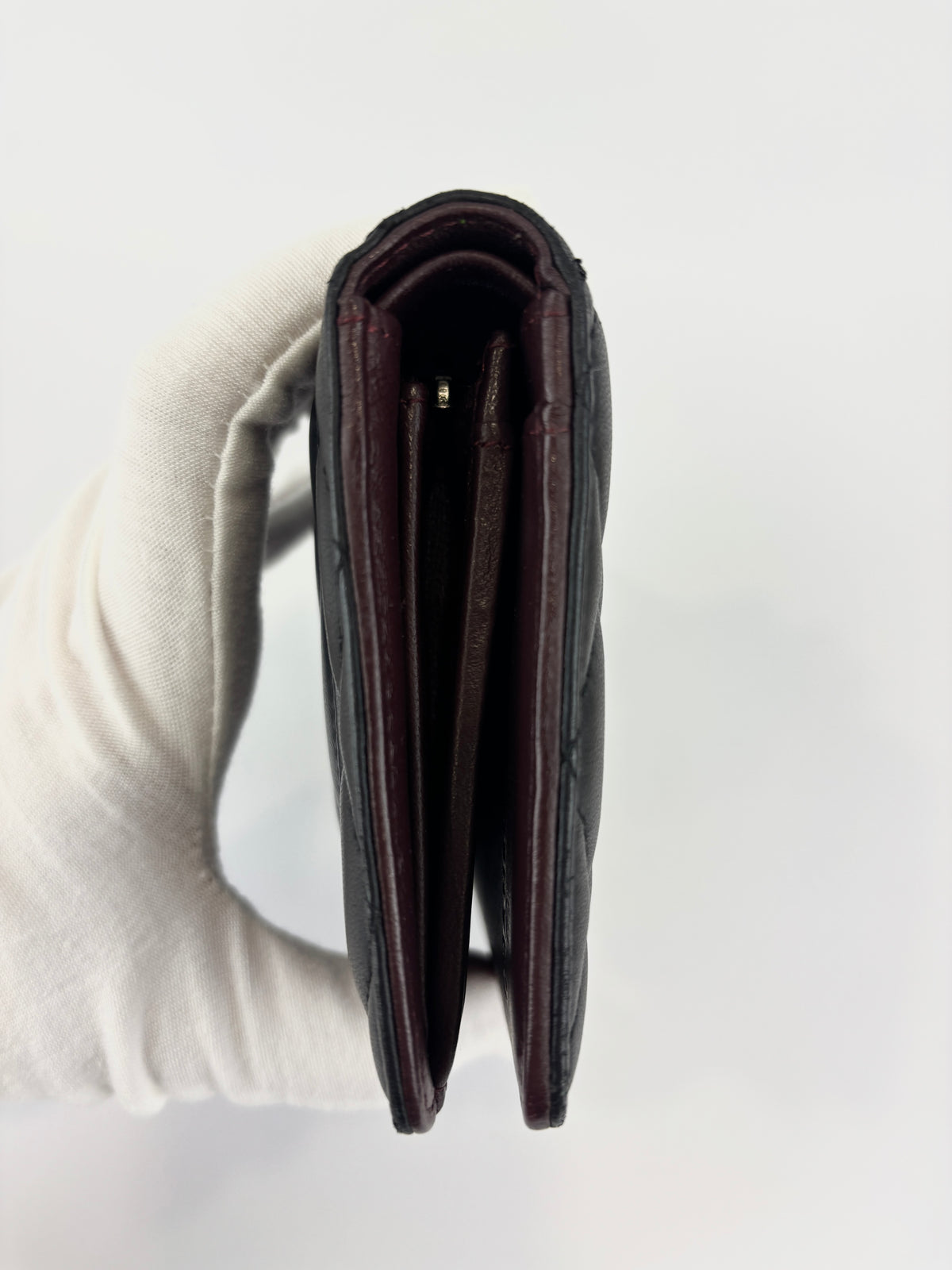 Chanel Bi-fold Yen Wallet in Black Lambskin SHW - Glampot