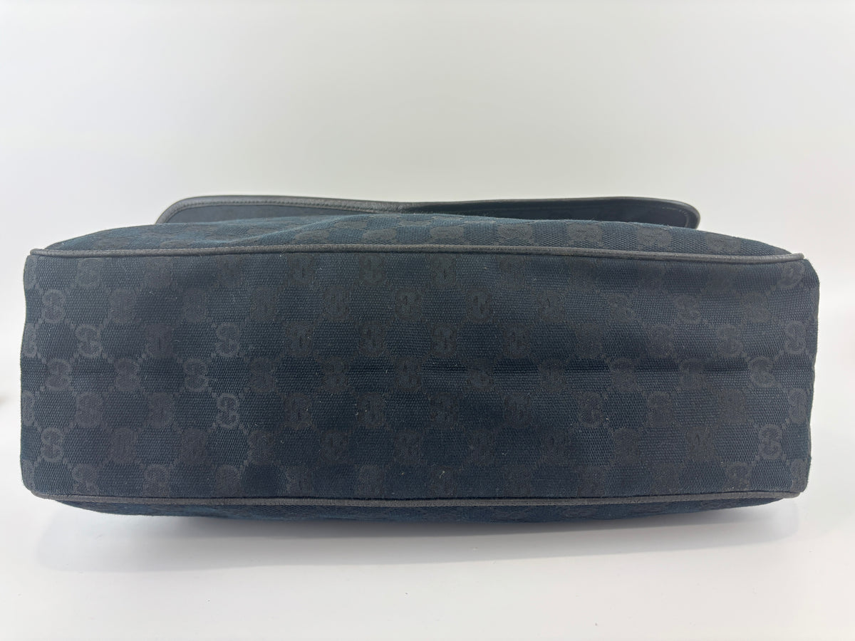 Gucci Black Web Strap Flap Messenger GG Canvas Medium - Glampot