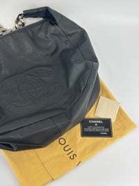 Chanel 31 Hobo in Black Caviar Antique Chain - Glampot