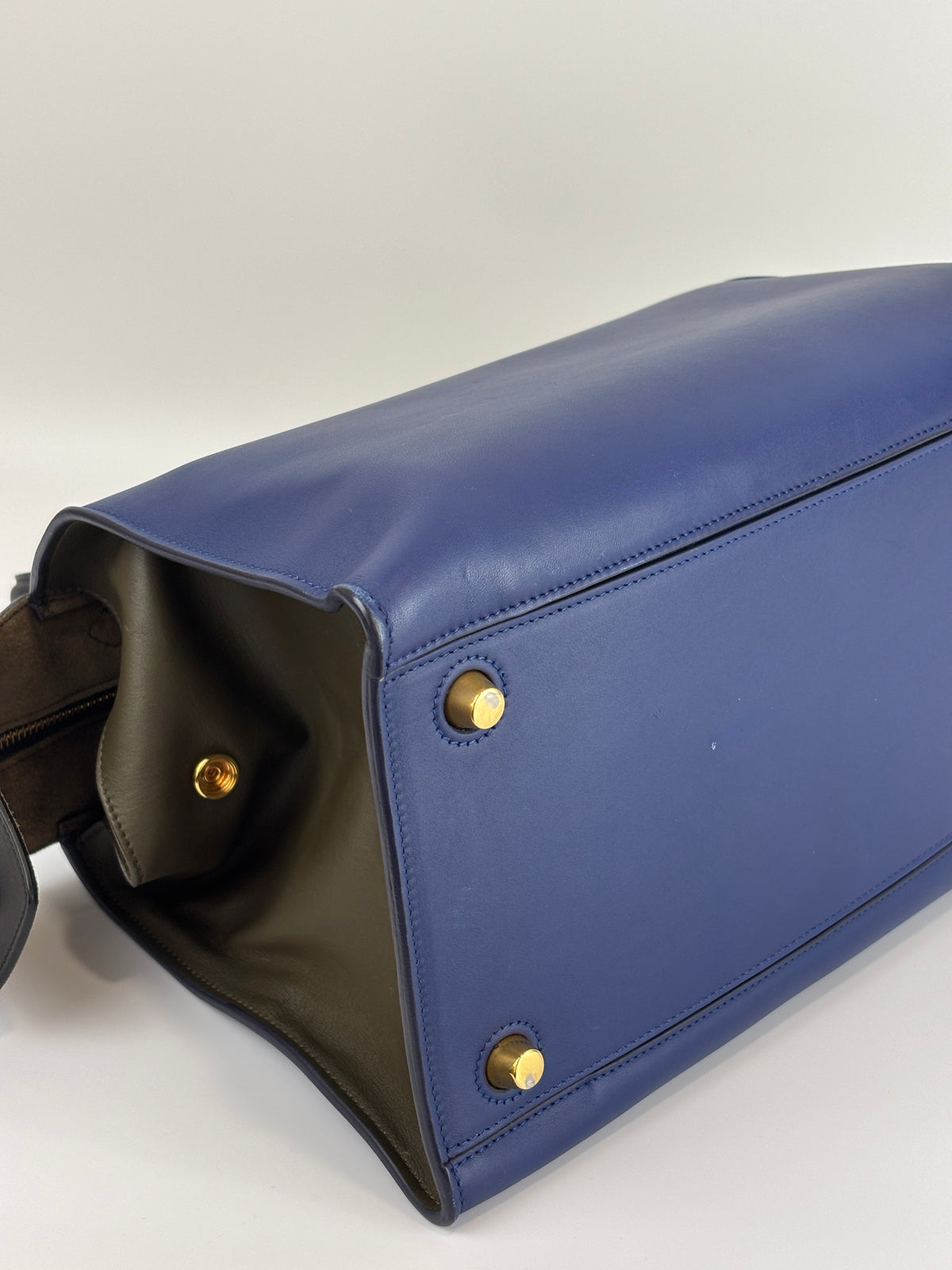 Small Smooth Blue Calfskin Tricolor Ring Bag - Glampot
