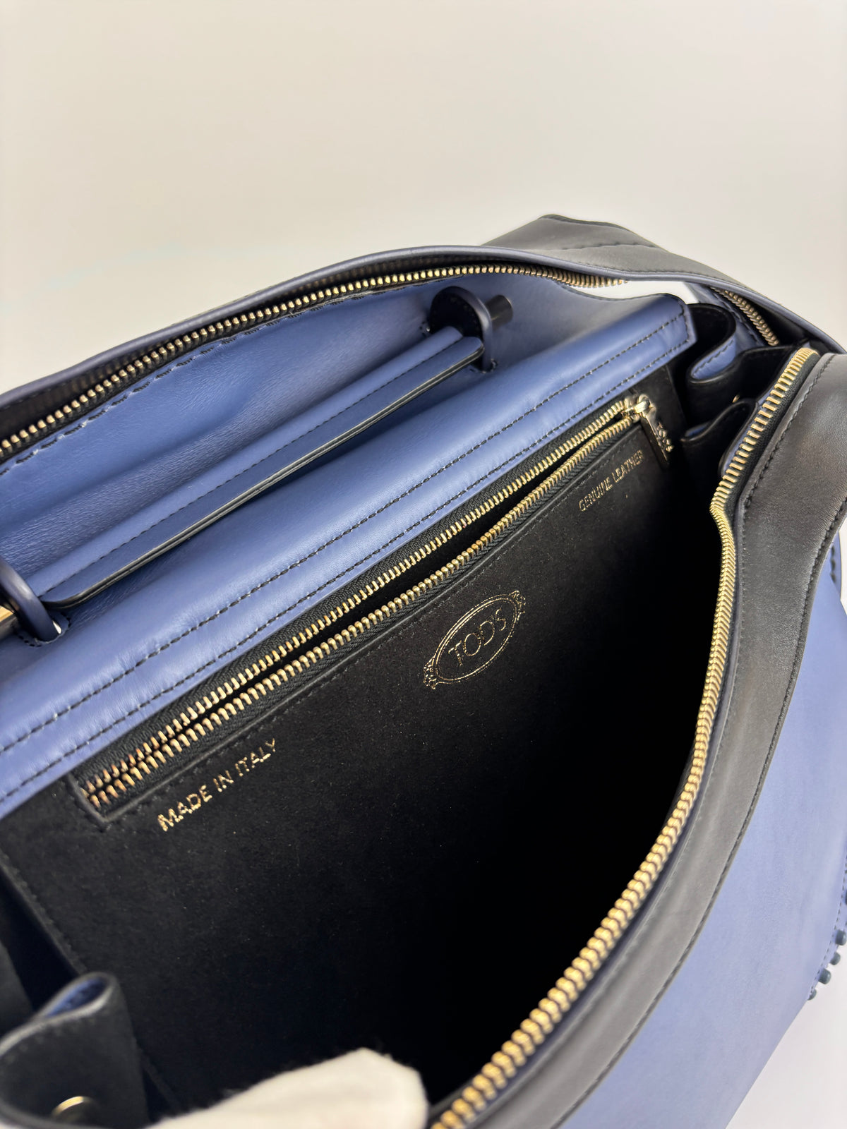 Black / Blue Calf Leather Medium Wave Bag - Glampot