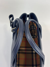 Small Banner Tote in Navy Blue - Glampot