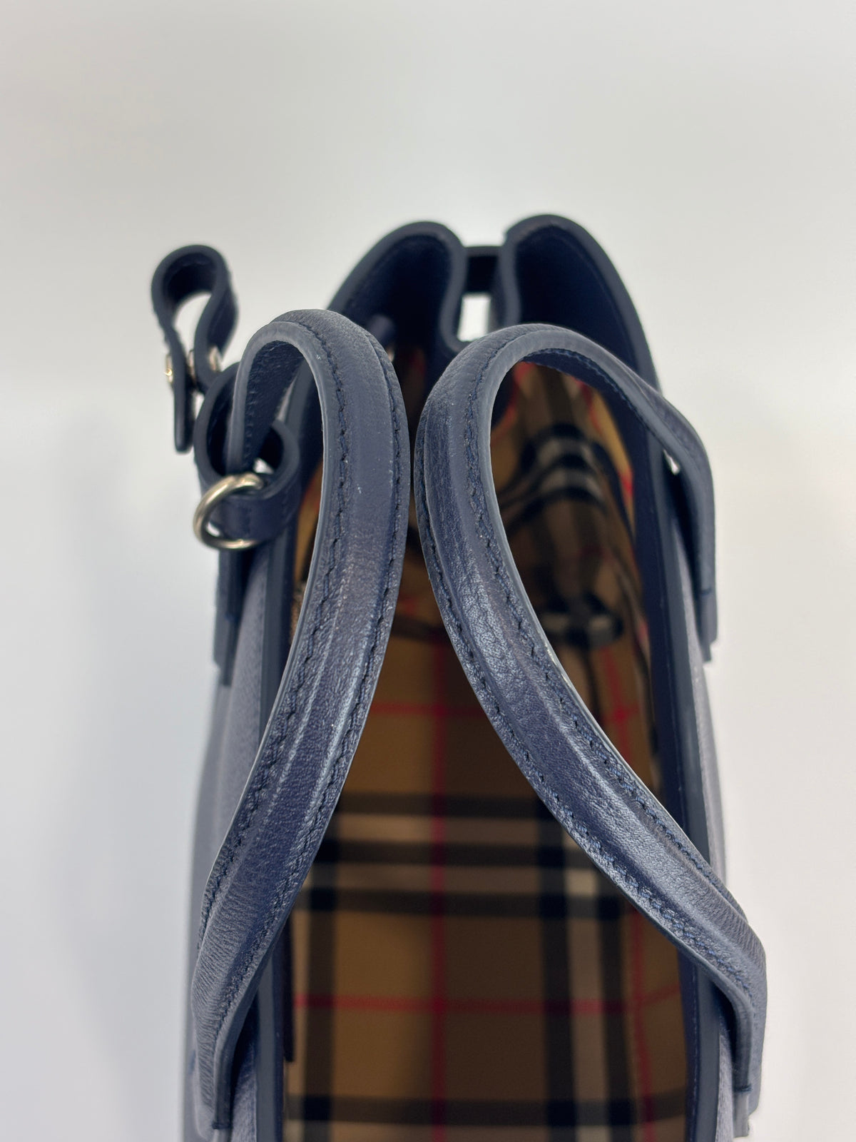 Small Banner Tote in Navy Blue - Glampot