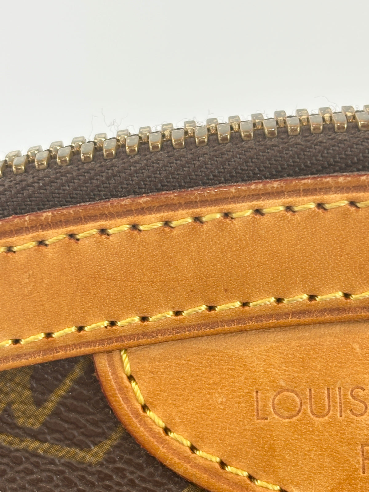 Louis Vuitton Tivoli PM Monogram Canvas - Glampot