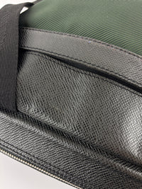 Black Taiga Leather / Green Beluga Messenger Bag - Glampot