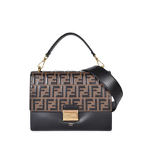 Fendi 中号 Kan U 黑色皮包