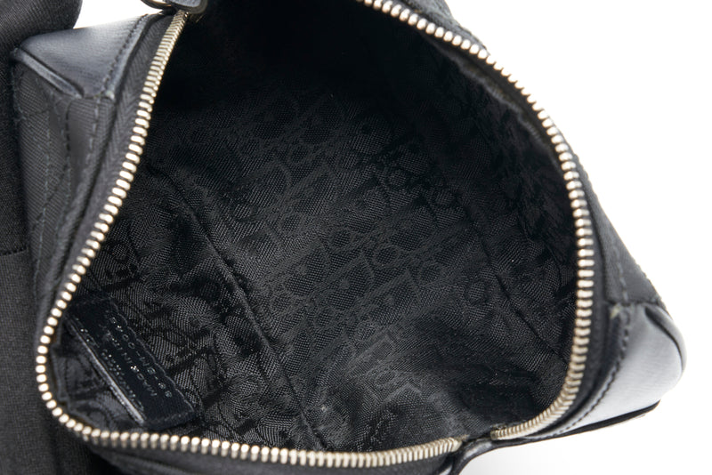 Canvas Leather Pouch in Black