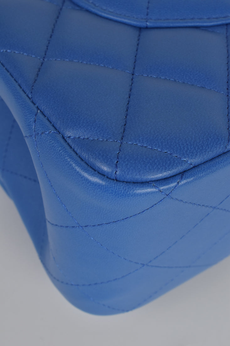 Classic Jumbo Flap in Quilted Blue Lambskin GHW